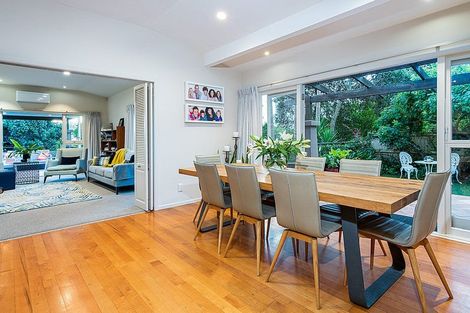 Photo of property in 297 Beach Road, Campbells Bay, Auckland, 0630