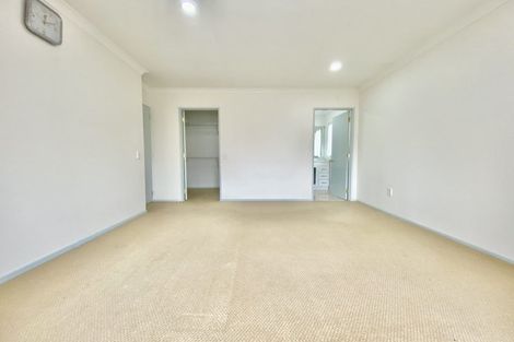 Photo of property in 14 Franshell Crescent, East Tamaki, Auckland, 2013