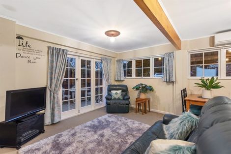 Photo of property in 2 Corrin Street, Melville, Hamilton, 3206