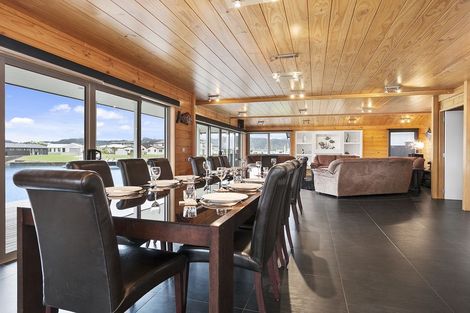 Photo of property in 7 Leeward Drive, Whitianga, 3510