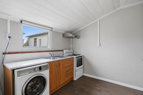Photo of property in 160 Yarrow Street, Invercargill, 9810