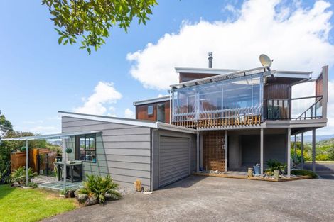 Photo of property in 9a Puriri Place, Whitianga, 3510