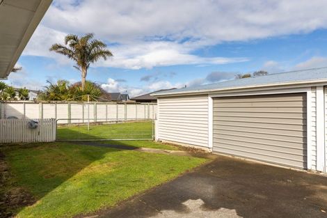 Photo of property in 120 Cutfield Road, Westown, New Plymouth, 4310