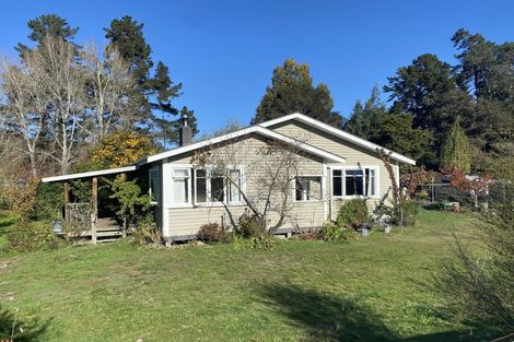 Photo of property in 1397 Dovedale Road, Thorpe, Wakefield, 7096