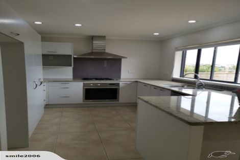 Photo of property in 6 Jelas Road, Red Beach, 0932