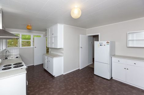 Photo of property in 6 Curtis Street, Northland, Wellington, 6012