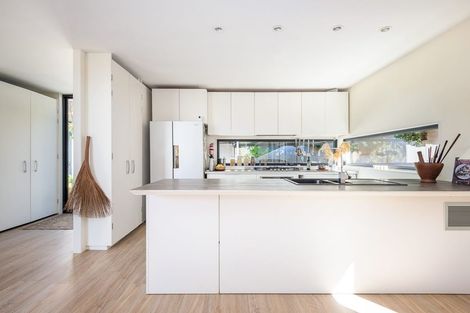 Photo of property in 3 Plumwood Lane, Cashmere, Christchurch, 8022