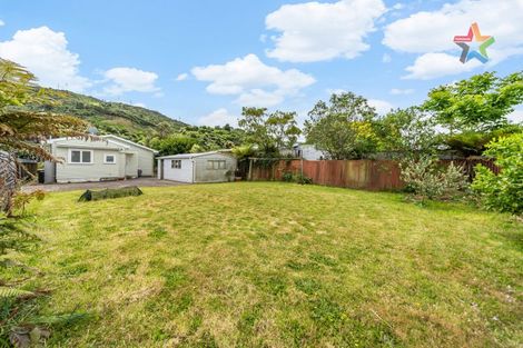 Photo of property in 8 Golf Road, Manor Park, Lower Hutt, 5019