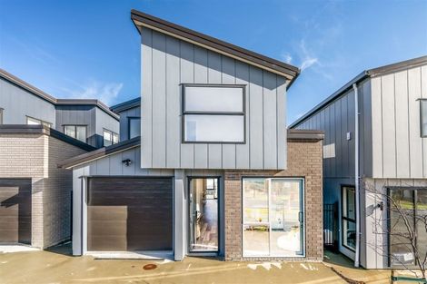 Photo of property in 14 Pohewa Road, Silverdale, 0932