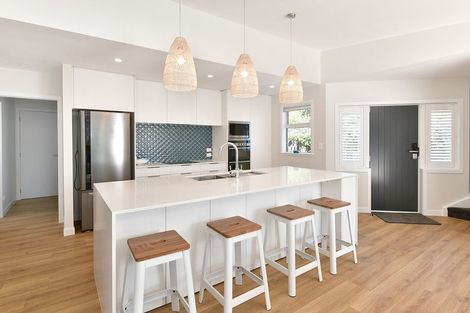 Photo of property in 20 Glamis Avenue, Manly, Whangaparaoa, 0930