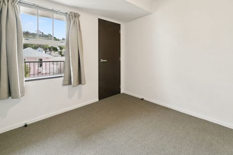 Photo of property in 8h Finlay Terrace, Mount Cook, Wellington, 6021