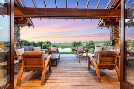 Photo of property in 42 Porterfield Road, Whitford, Howick, 2571