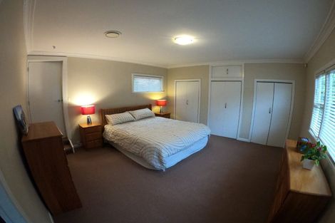 Photo of property in 2/26 Dallinghoe Crescent, Milford, Auckland, 0620