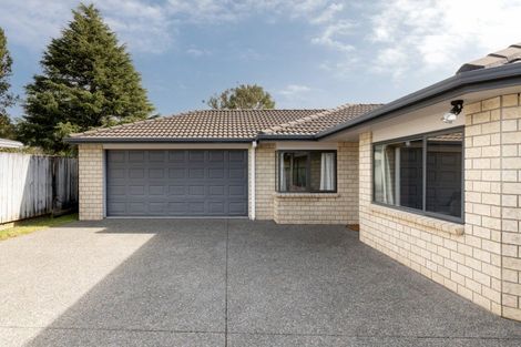 Photo of property in 3b Esmeralda Street, Welcome Bay, Tauranga, 3112