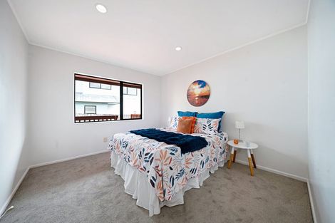 Photo of property in 1/86a West Drive, West Harbour, Auckland, 0618