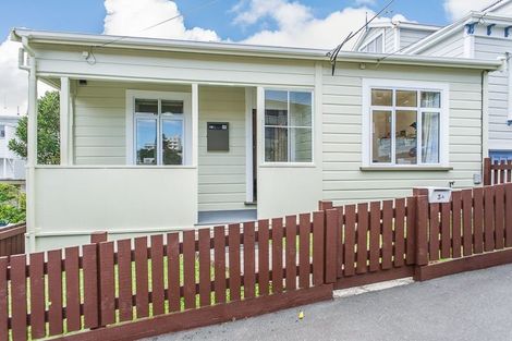 Photo of property in 7 Derby Street, Mount Victoria, Wellington, 6011