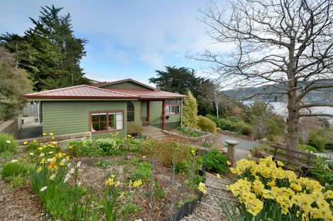 Photo of property in 4a Saint Ronans Road, Macandrew Bay, Dunedin, 9077