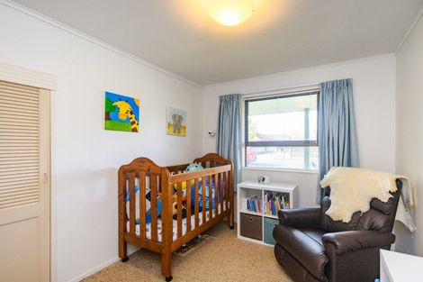 Photo of property in 68 Pencarrow Street, Highbury, Palmerston North, 4412