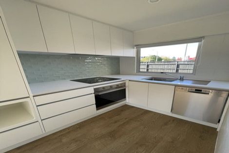 Photo of property in 1/5 Glen Road, Browns Bay, Auckland, 0630