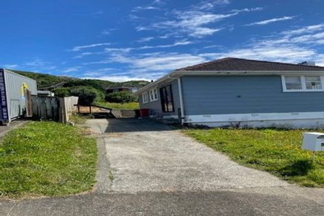Photo of property in 5 Wakefield Terrace, Tawa, Wellington, 5028