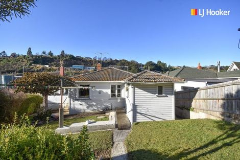 Photo of property in 322 Kaikorai Valley Road, Bradford, Dunedin, 9011