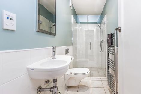 Photo of property in 1b Wadestown Road, Wadestown, Wellington, 6012