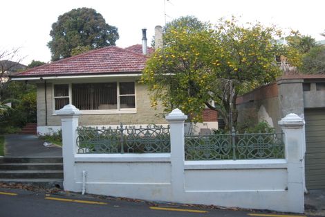 Photo of property in 15a Cameron Road, Bluff Hill, Napier, 4110