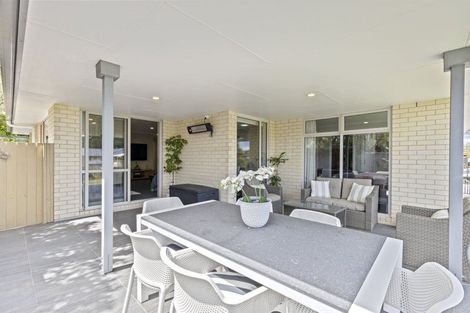 Photo of property in 118 Milton Terrace, Picton, 7220