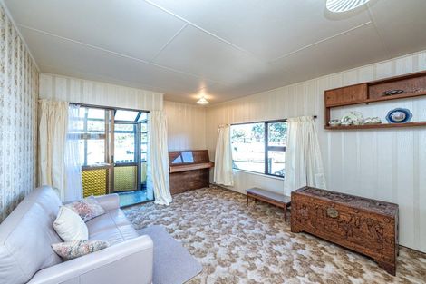 Photo of property in 3 Titoki Street, Castlecliff, Whanganui, 4501