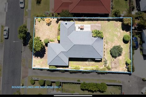 Photo of property in 38 Simmental Crescent, Somerville, Auckland, 2014