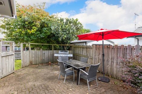 Photo of property in 18 Dixon Road, Fitzroy, Hamilton, 3206