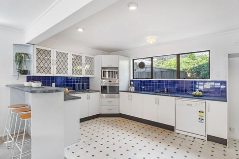 Photo of property in 33 Hindmarsh Street, Johnsonville, Wellington, 6037