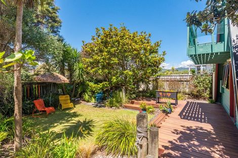 Photo of property in 10 Hastings Street, Waikanae Beach, Waikanae, 5036