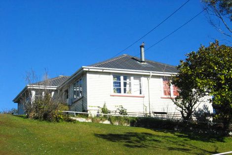 Photo of property in 16 Masters Street, Greymouth, 7805