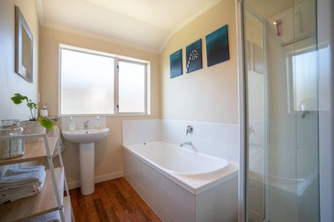 Photo of property in 19 Branigan Parade, Kelvin Grove, Palmerston North, 4414