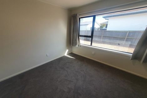Photo of property in 48 Niven Street, Avondale, Christchurch, 8061