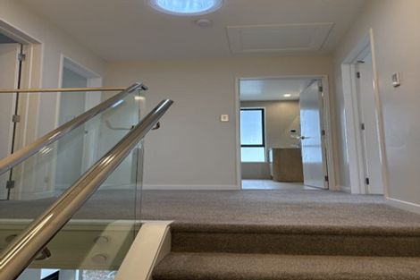 Photo of property in 1/21 Humphrey Kemp Avenue, Henderson, Auckland, 0612