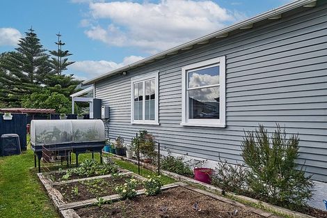 Photo of property in 84 Randwick Road, Moera, Lower Hutt, 5010