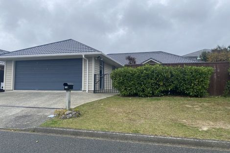 Photo of property in 12 Mcewen Crescent, Riverstone Terraces, Upper Hutt, 5018