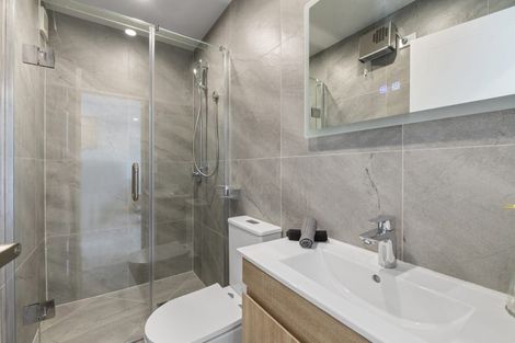 Photo of property in 4/205 Sunnynook Road, Wairau Valley, Auckland, 0627