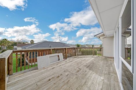 Photo of property in 68 Beechdale Crescent, Pakuranga Heights, Auckland, 2010