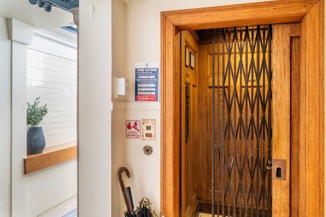 Photo of property in 4/154 Oriental Parade, Oriental Bay, Wellington, 6011