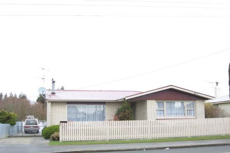 Photo of property in 121 Mcquarrie Street, Kingswell, Invercargill, 9812