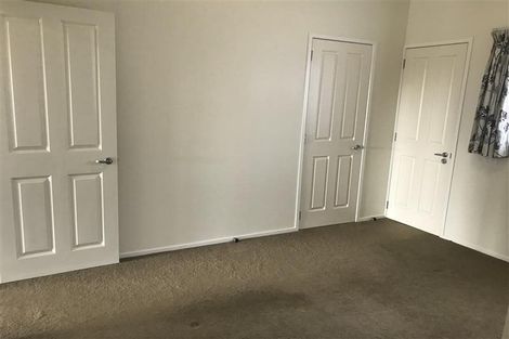 Photo of property in 117a Carlisle Road, Northcross, Auckland, 0632