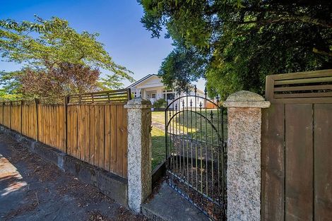 Photo of property in 429 Broadway, Stratford, 4332