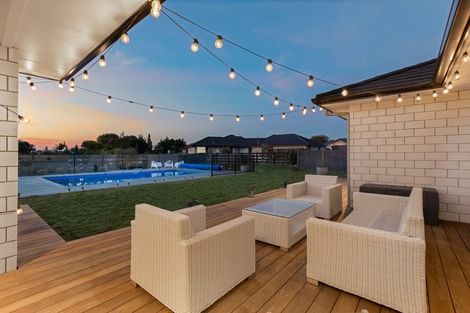 Photo of property in 39 Mike Smith Drive, Cambridge, 3434