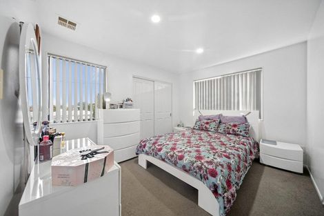 Photo of property in 125 Russell Road, Manurewa, Auckland, 2102