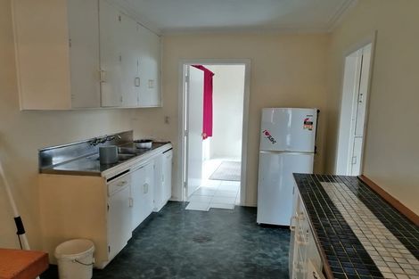 Photo of property in 1/3170 Great North Road, New Lynn, Auckland, 0600