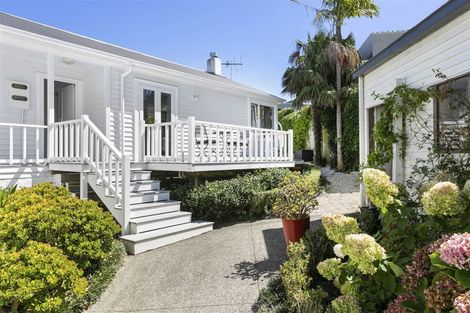 Photo of property in 275 Lake Road, Belmont, Auckland, 0622