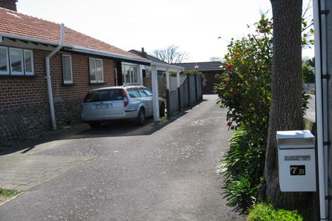 Photo of property in 7b Birdwood Road, Waterloo, Lower Hutt, 5011